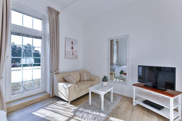 Appartement-5-mit-Suedbalkon-in-strandnaher-Lage-Baederstil-Villa-in-Wenningstedt-Sylt Eksteriør billede