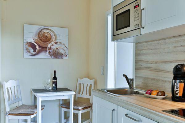 Appartement-5-mit-Suedbalkon-in-strandnaher-Lage-Baederstil-Villa-in-Wenningstedt-Sylt Eksteriør billede