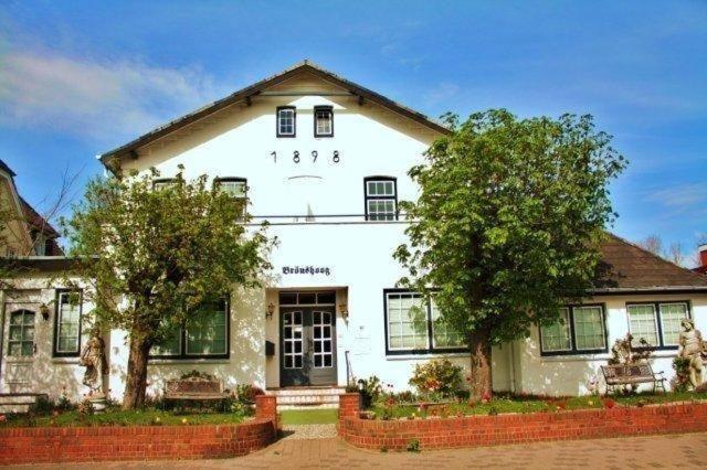Appartement-5-mit-Suedbalkon-in-strandnaher-Lage-Baederstil-Villa-in-Wenningstedt-Sylt Eksteriør billede